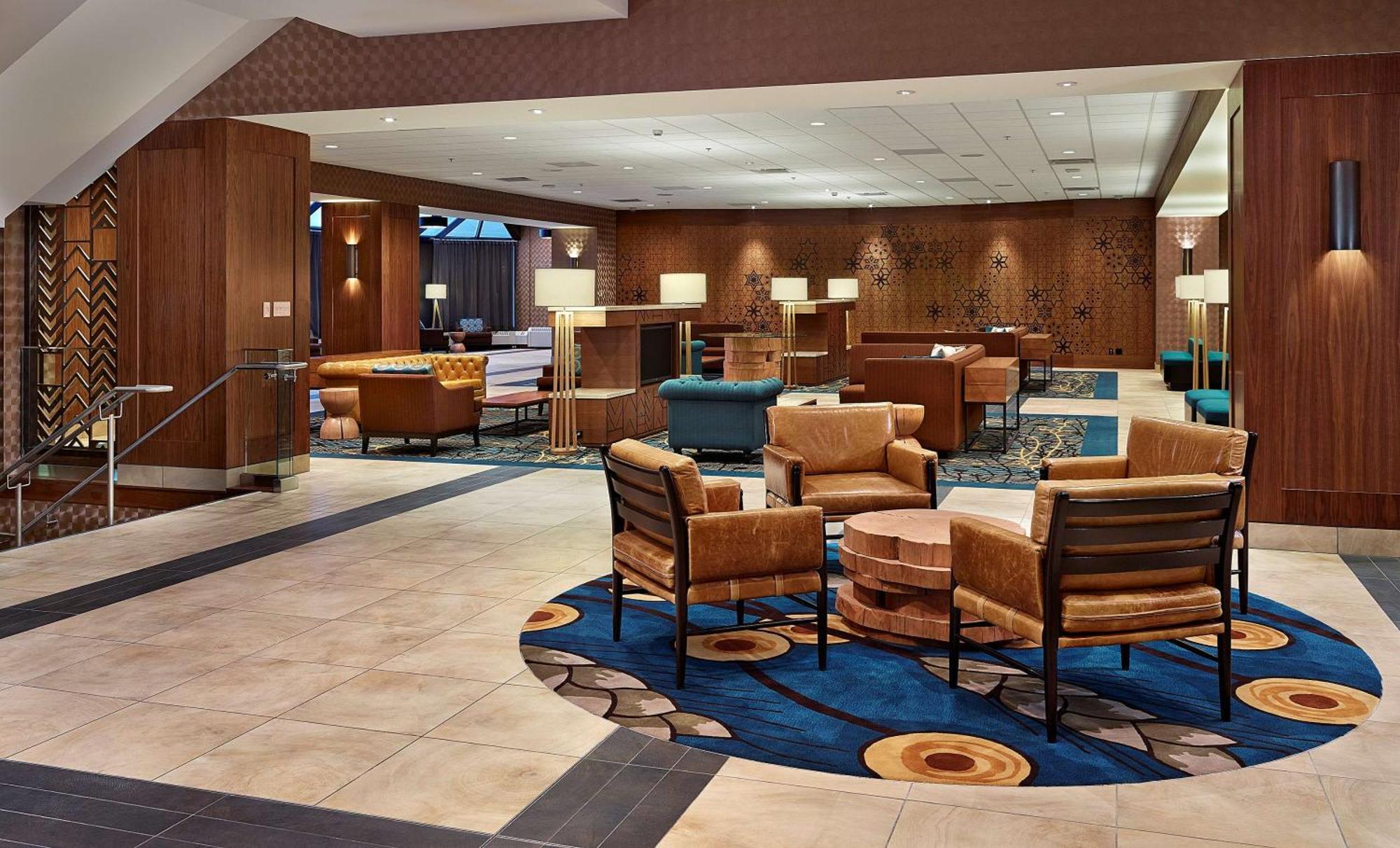 Doubletree By Hilton Hotel & Conference Centre Риджайна Экстерьер фото