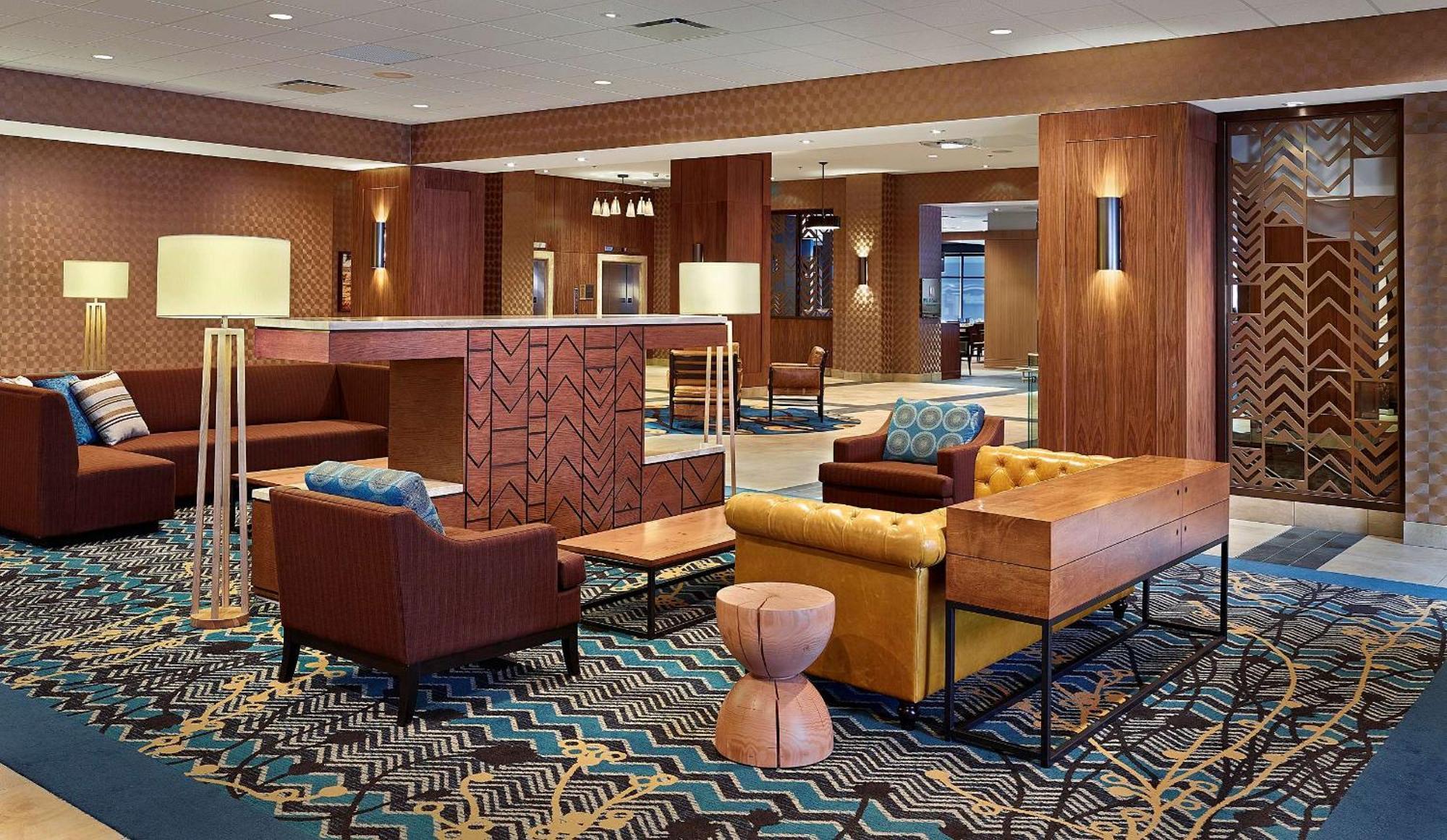 Doubletree By Hilton Hotel & Conference Centre Риджайна Экстерьер фото
